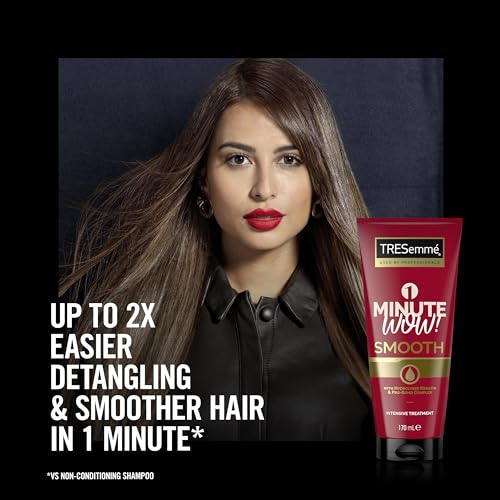 TRESemmé 1 Minute WOW Smooth Intensive Hair Treatment with hydrolysed keratin & Pro-Bond Complex for frizzy, damaged hair 170 ml